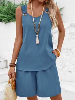 Conjunto Feminino de Top com Alça e Shorts Sólido